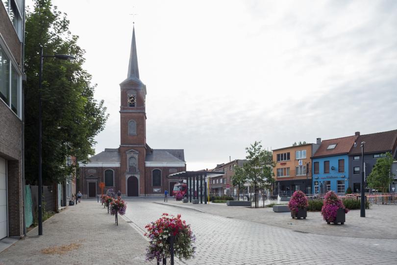 Niel “Dorpsplein, Berthoutstraat, ..."