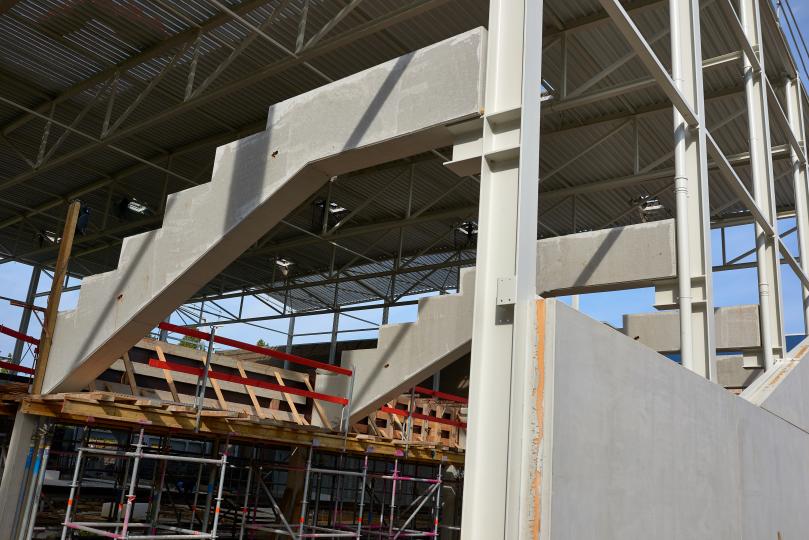 Ruwbouw Sporthal Meerminnen in Beveren | DCA Ruwbouw Sporthal Meerminnen in Beveren | DCA
