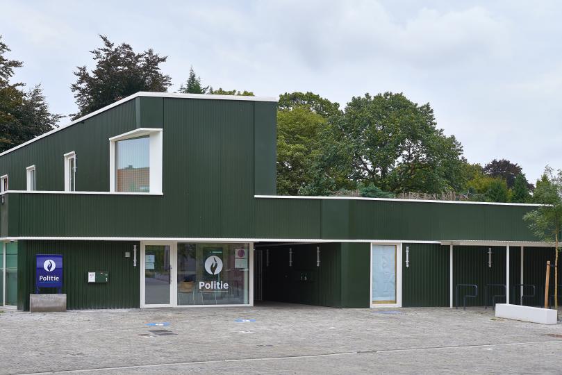 Afgewerkt project politiekantoor in Boechout | DCA
