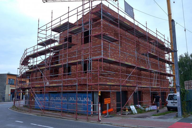Ruwbouw sociale appartementen Matenstraat in Niel | DCA