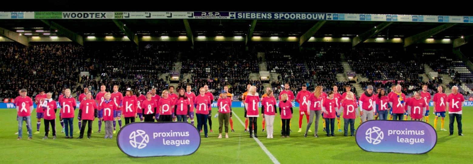 Lotgenoten samen met de spelers van Westerlo en Beerschot Lotgenoten samen met de spelers van Westerlo en Beerschot