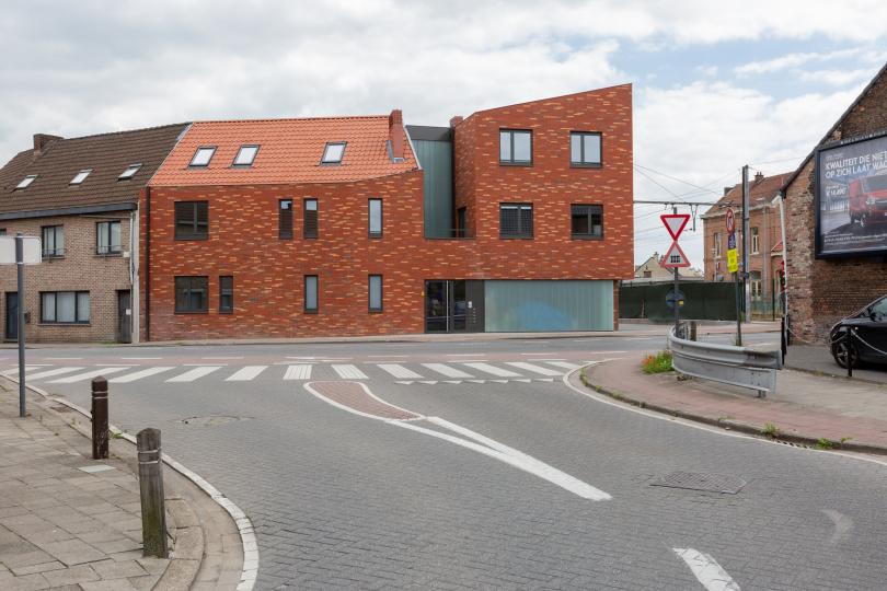 Buitenkant sociale appartementen Matenstraat in Niel | DCA