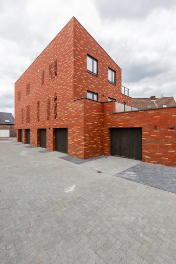 Buitenkant sociale appartementen Matenstraat in Niel | DCA