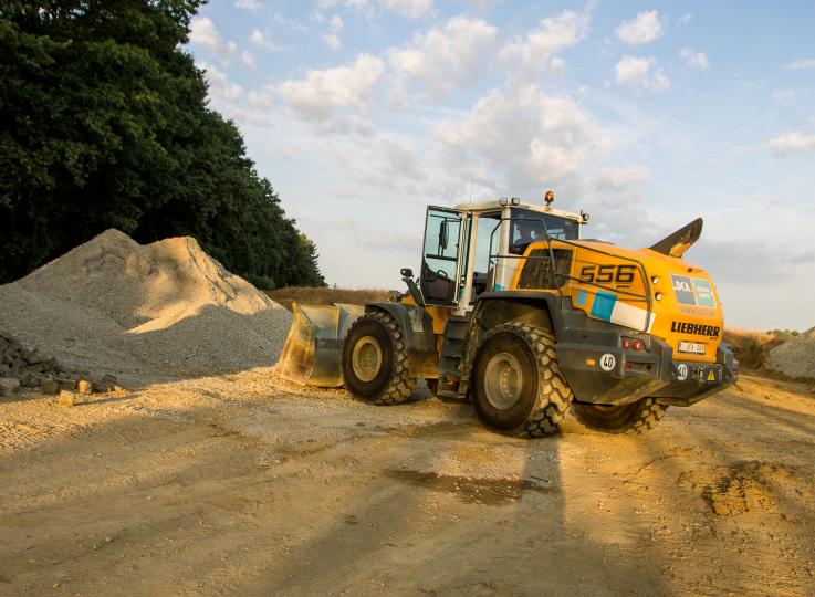 3 nieuwe wielladers aangekocht 3 nieuwe wielladers aangekocht