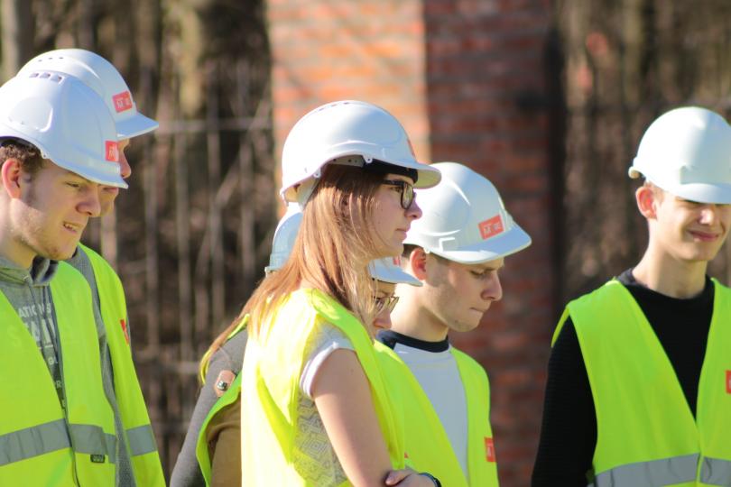 Studenten Bouw van Thomas More bezoeken Infrawerf