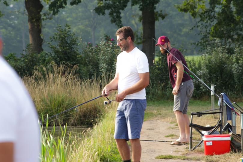 Vissen met de collega's Vissen met de collega's