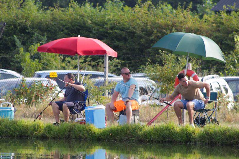 Vissen met de collega's Vissen met de collega's