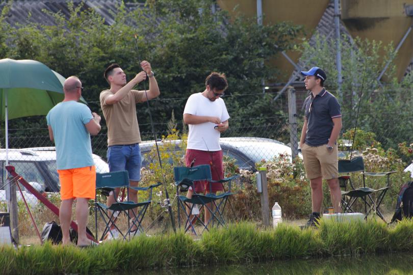 Vissen met de collega's Vissen met de collega's