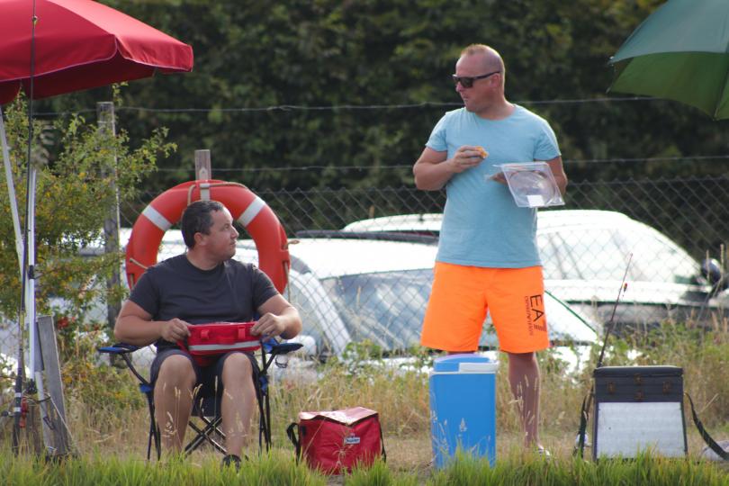 Vissen met de collega's Vissen met de collega's