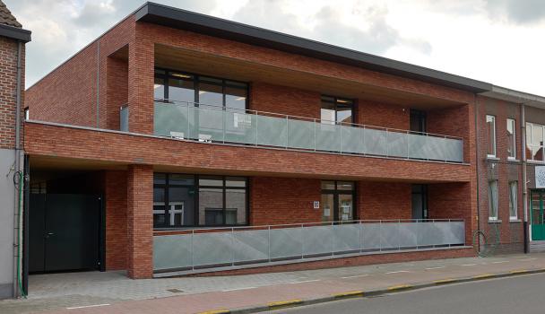 Buitenkant gemeenschapshuis in Nieuwmoer