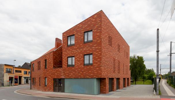 Buitenkant sociale appartementen Matenstraat in Niel | DCA