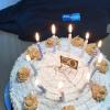 Collega's bakken zelf verjaardagstaarten voor 50 jaar DCA